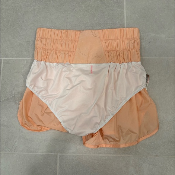 FP Movement Peach The Way Home Shorts Size Small - Picture 9 of 10